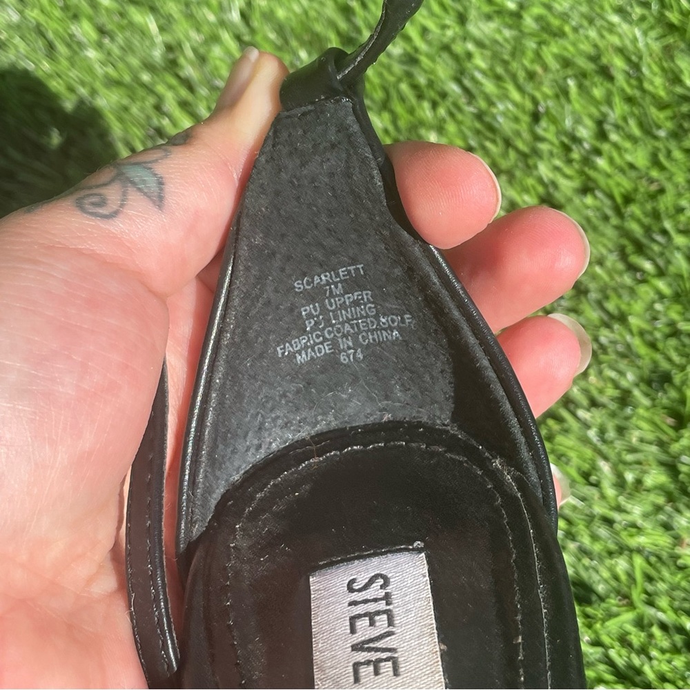 Steve Madden Scarlet Fuzzy Heels Size 7 - Picture 4 of 5